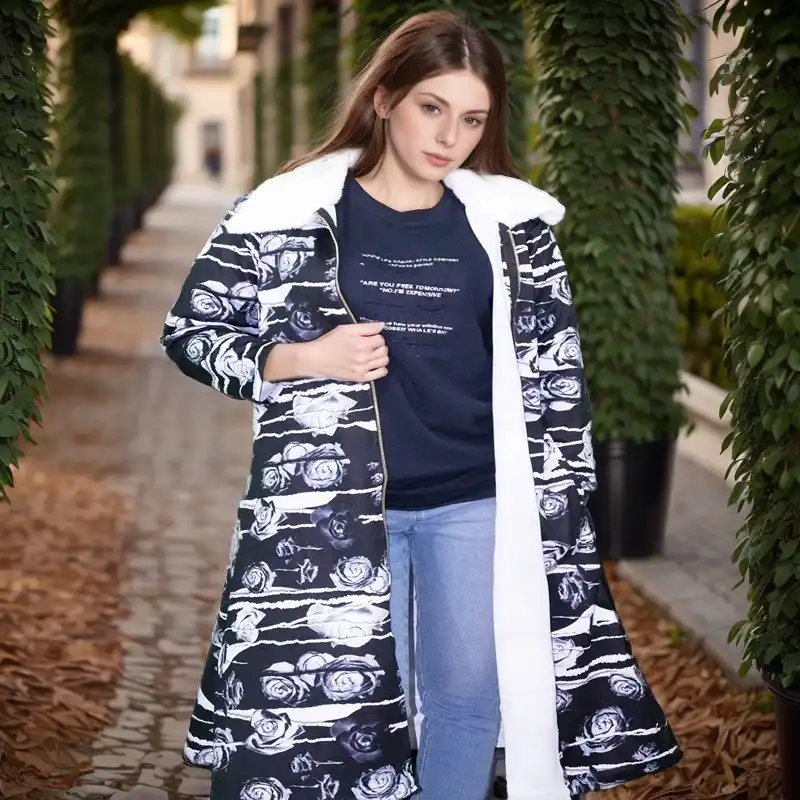 JMONIQUE BOUTIQUE Comfort Keeper Robe - Silky Print Black & White Abstract Revival Faces - New